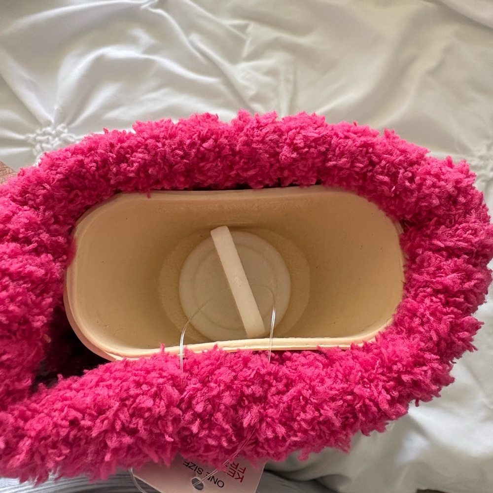 ASOS knit hot water bottle - Picture 2 of 3